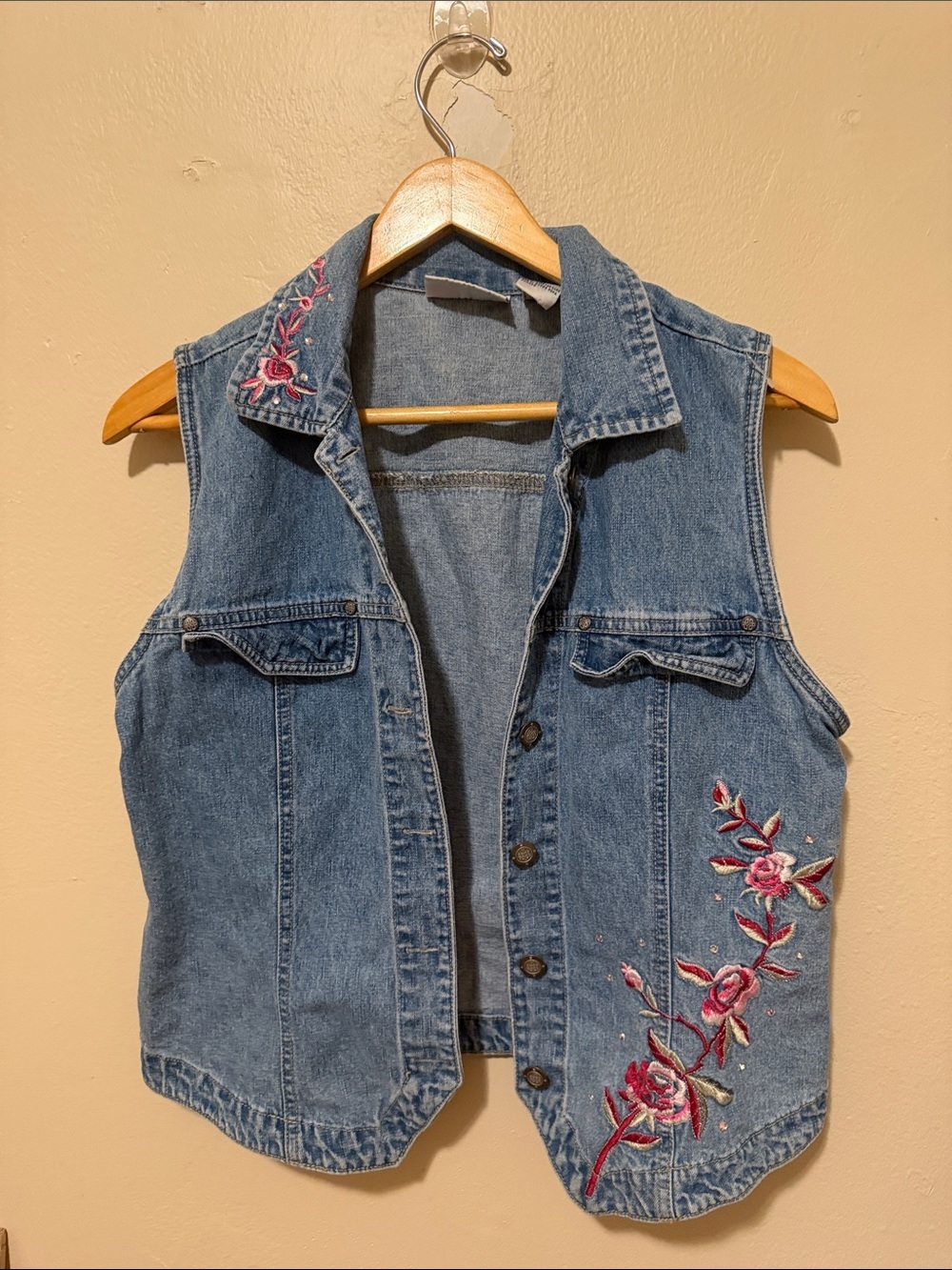 bill blass Blue Denim Embroidered Floral Vest